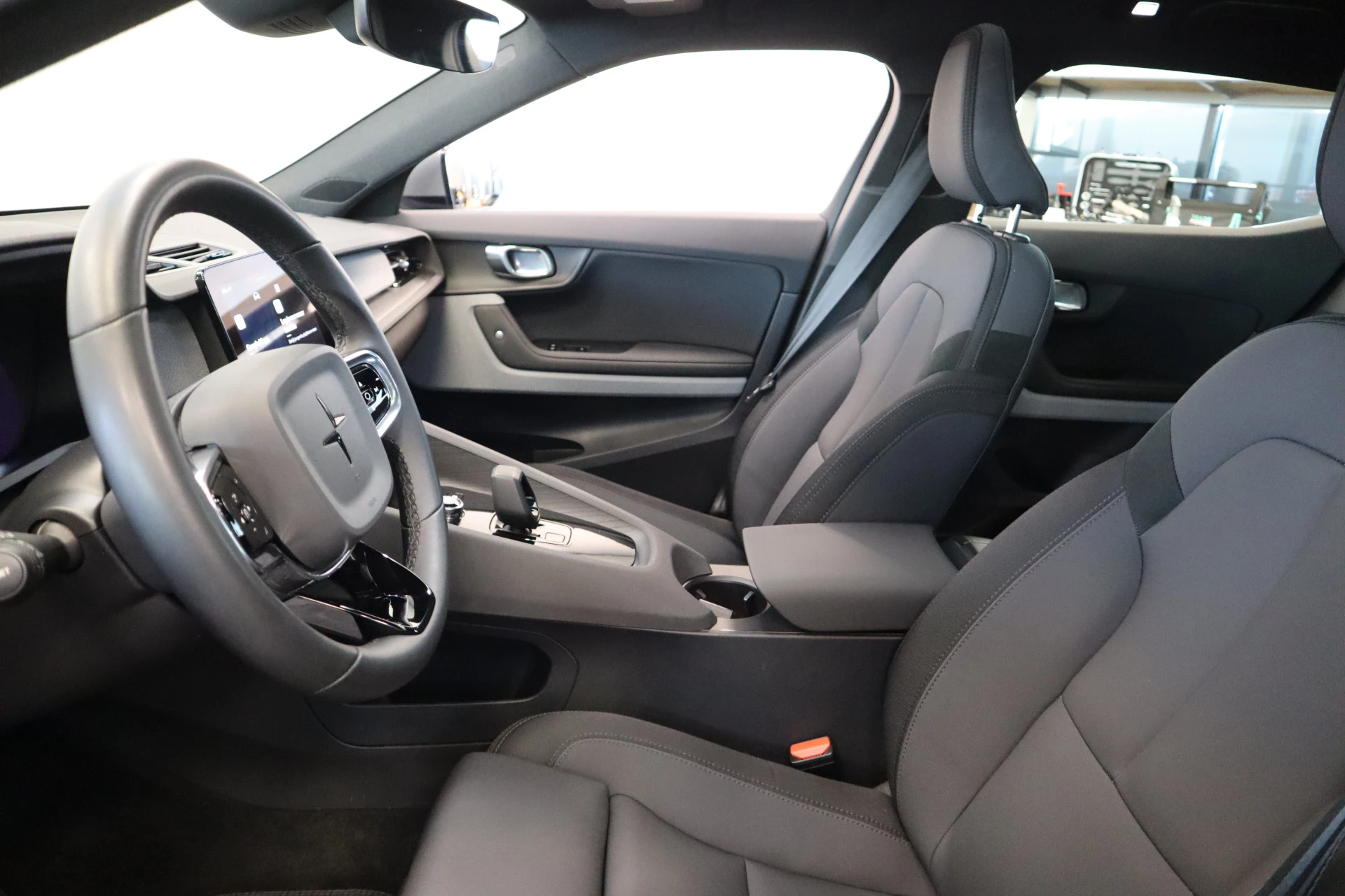 Hoofdafbeelding Polestar 2