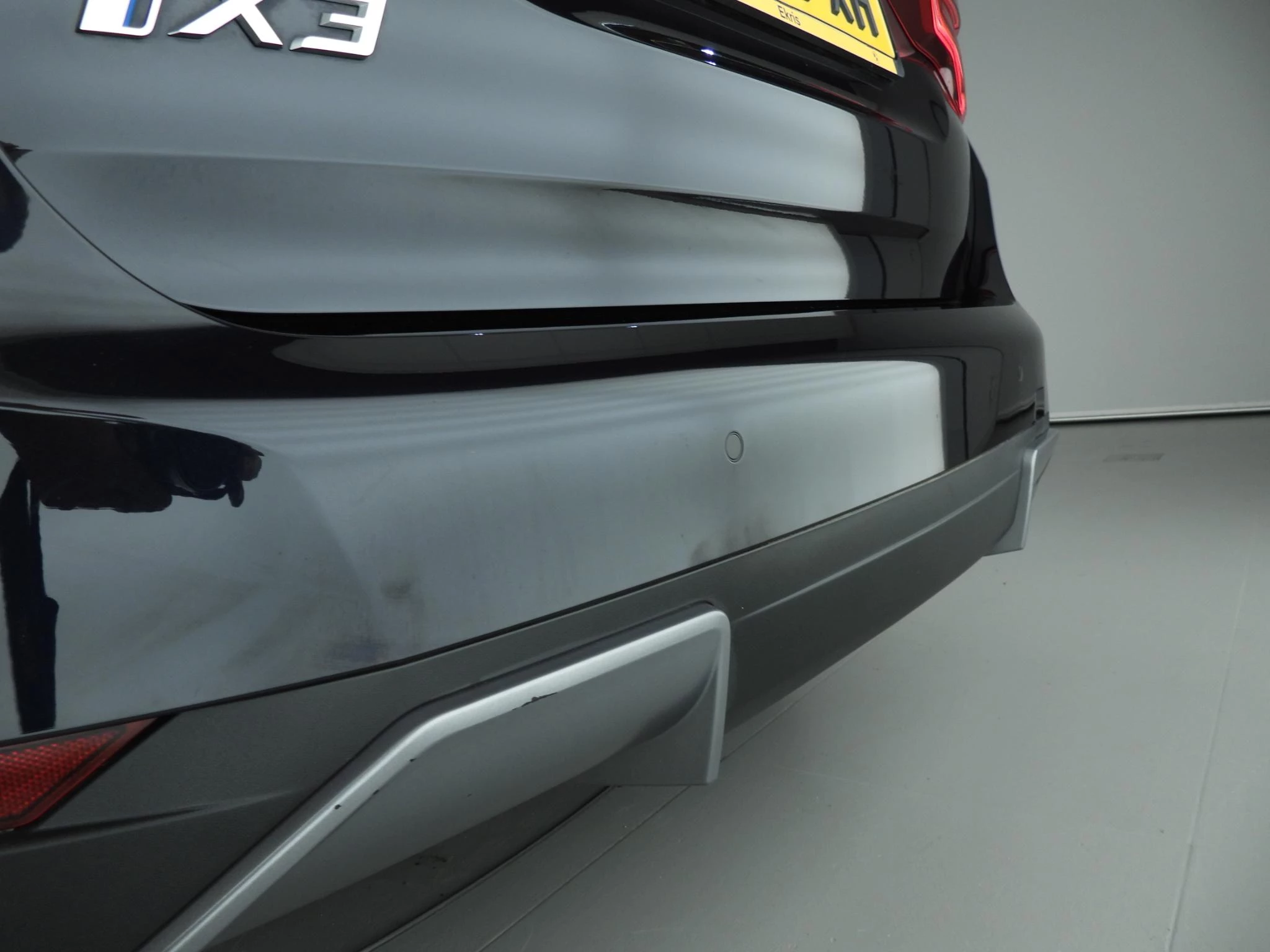 Hoofdafbeelding BMW iX3