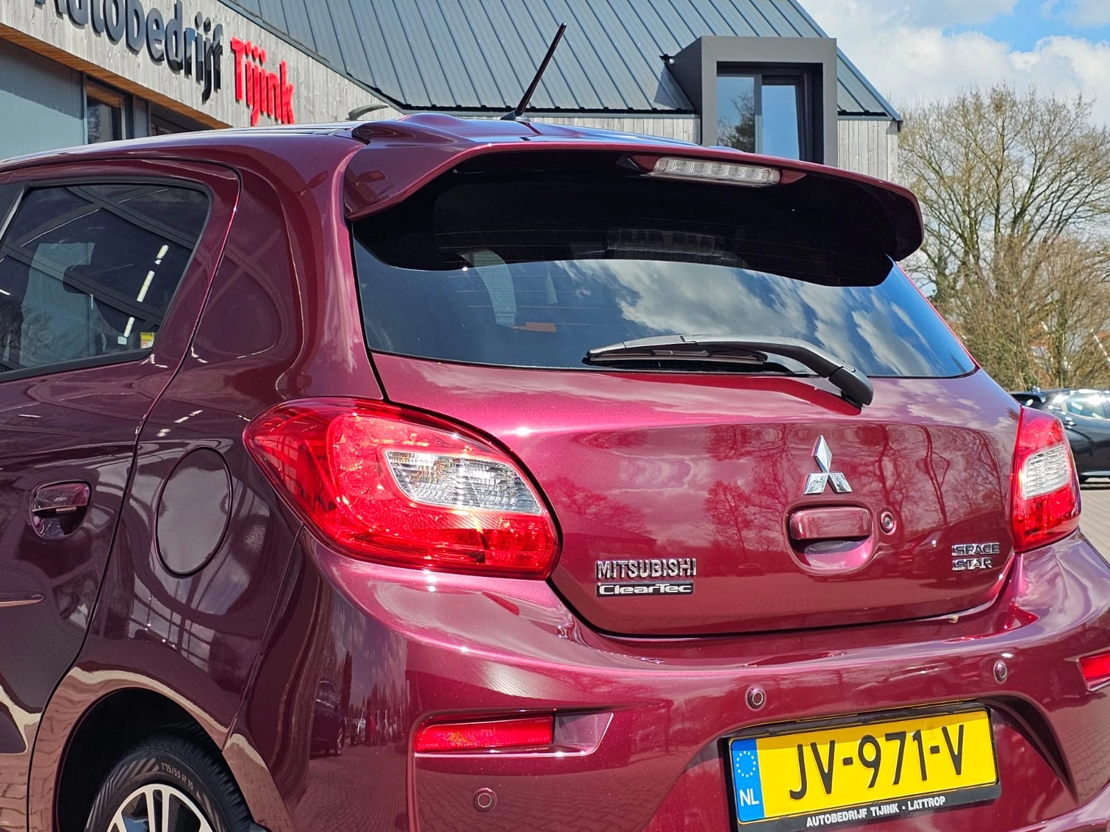 Hoofdafbeelding Mitsubishi Space Star