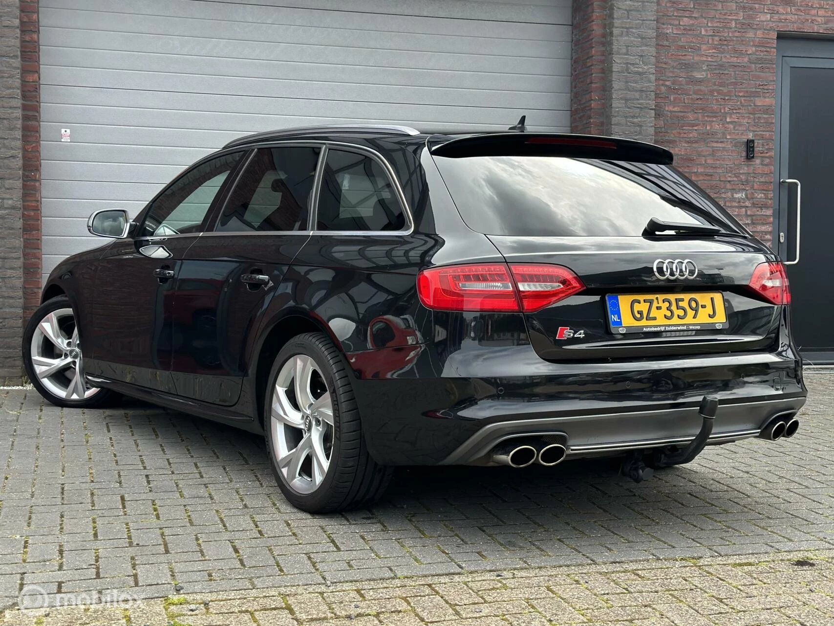 Hoofdafbeelding Audi S4