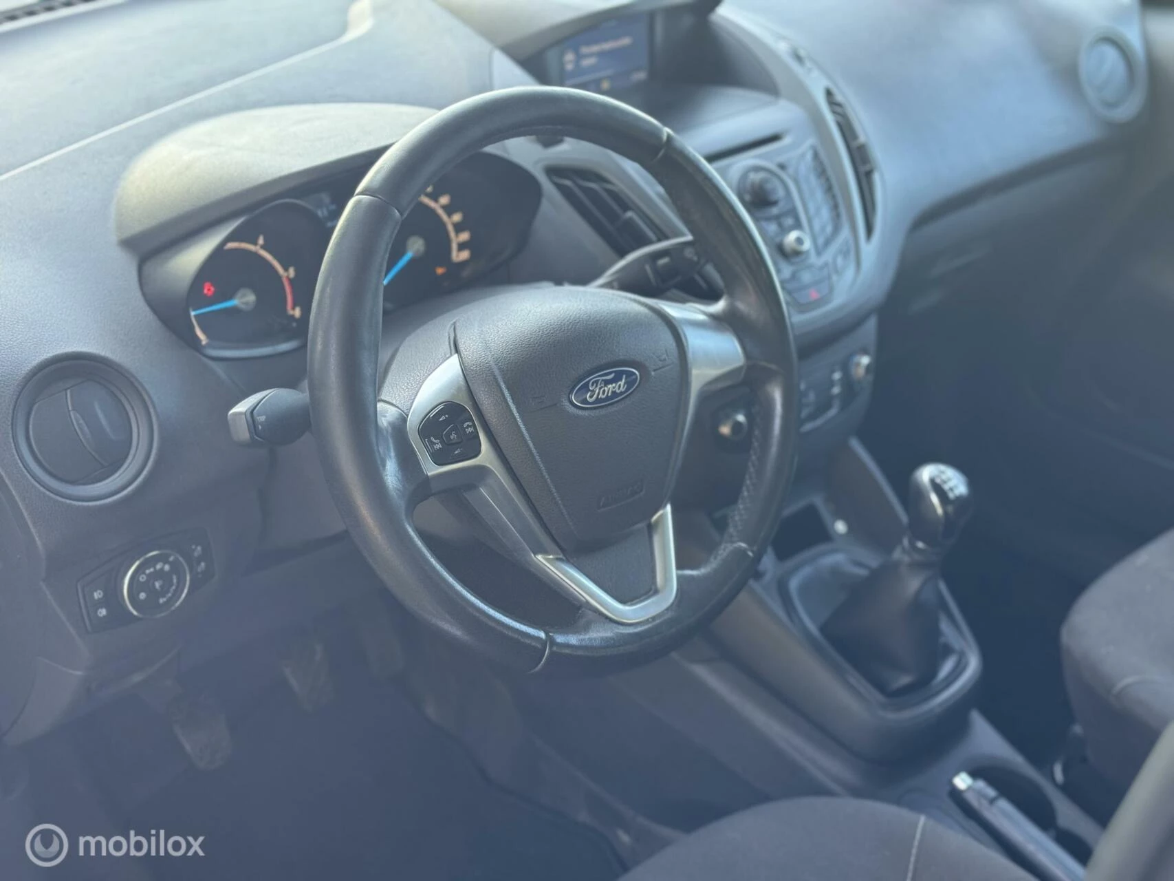 Hoofdafbeelding Ford Transit Courier