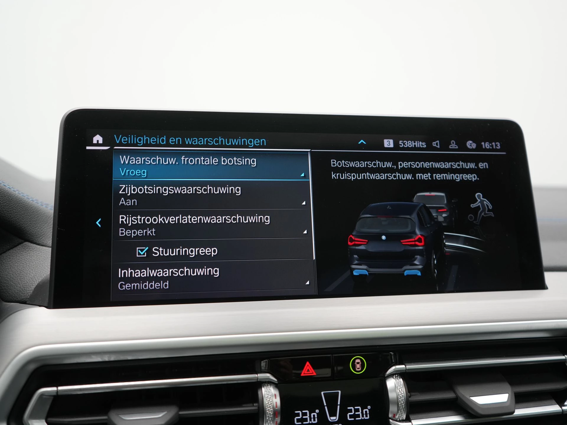 Hoofdafbeelding BMW iX3