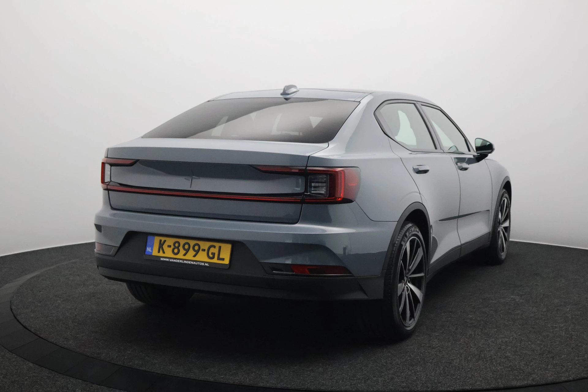 Hoofdafbeelding Polestar 2