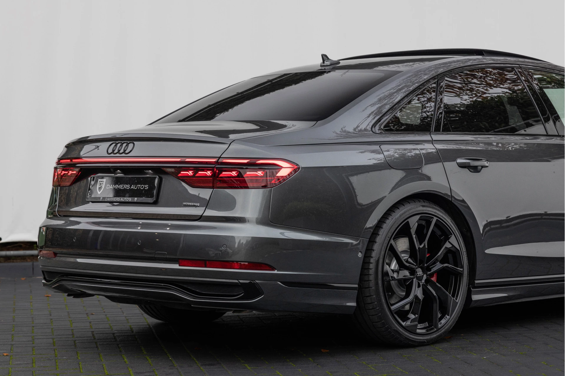 Hoofdafbeelding Audi A8