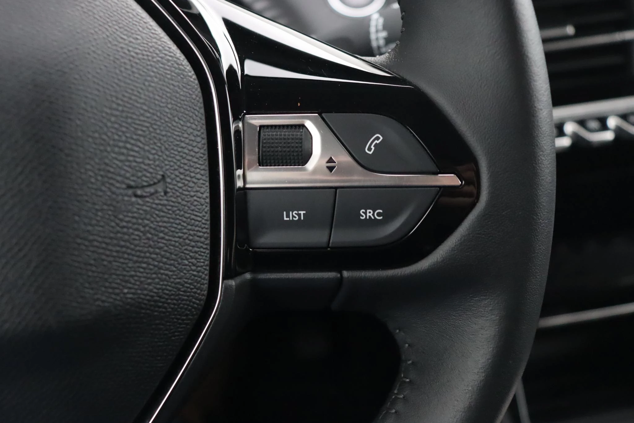 Hoofdafbeelding Peugeot e-208