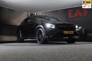 Hoofdafbeelding Mercedes-Benz GLC Mercedes-Benz GLC-klasse Coupé 300 4MATIC AMG 63 Look / Lane Assist / Leder / F1 / Sfeerverlichting / Camera / Led / Pdc / 20 Inch