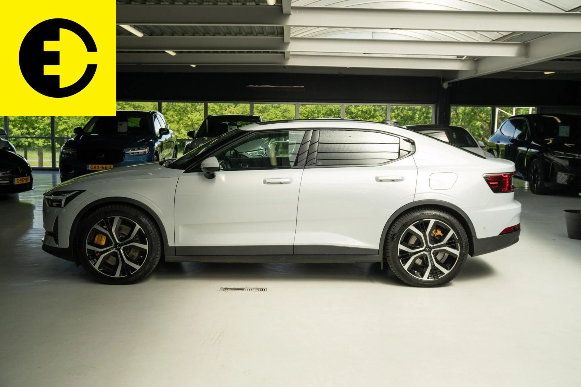 Hoofdafbeelding Polestar 2