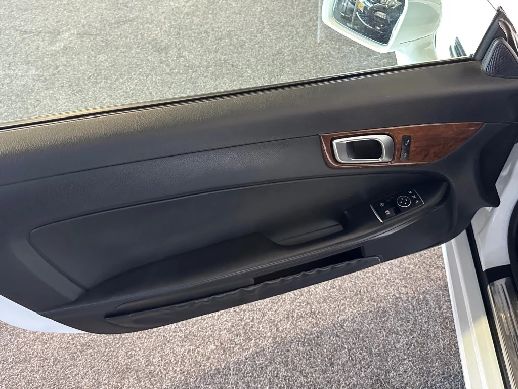 Hoofdafbeelding Mercedes-Benz SLC