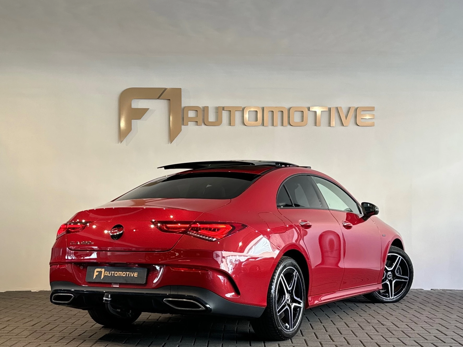Hoofdafbeelding Mercedes-Benz CLA
