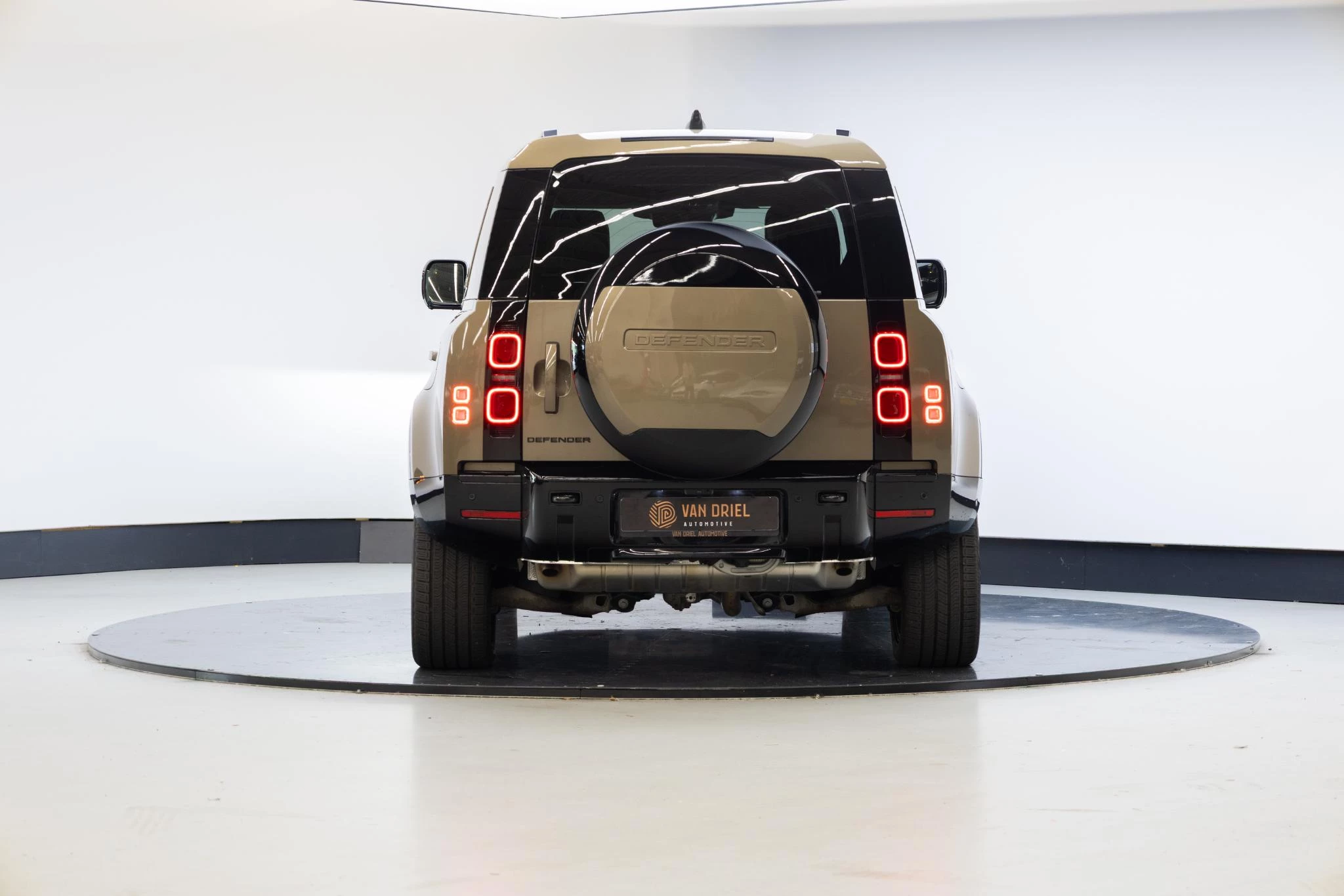 Hoofdafbeelding Land Rover Defender