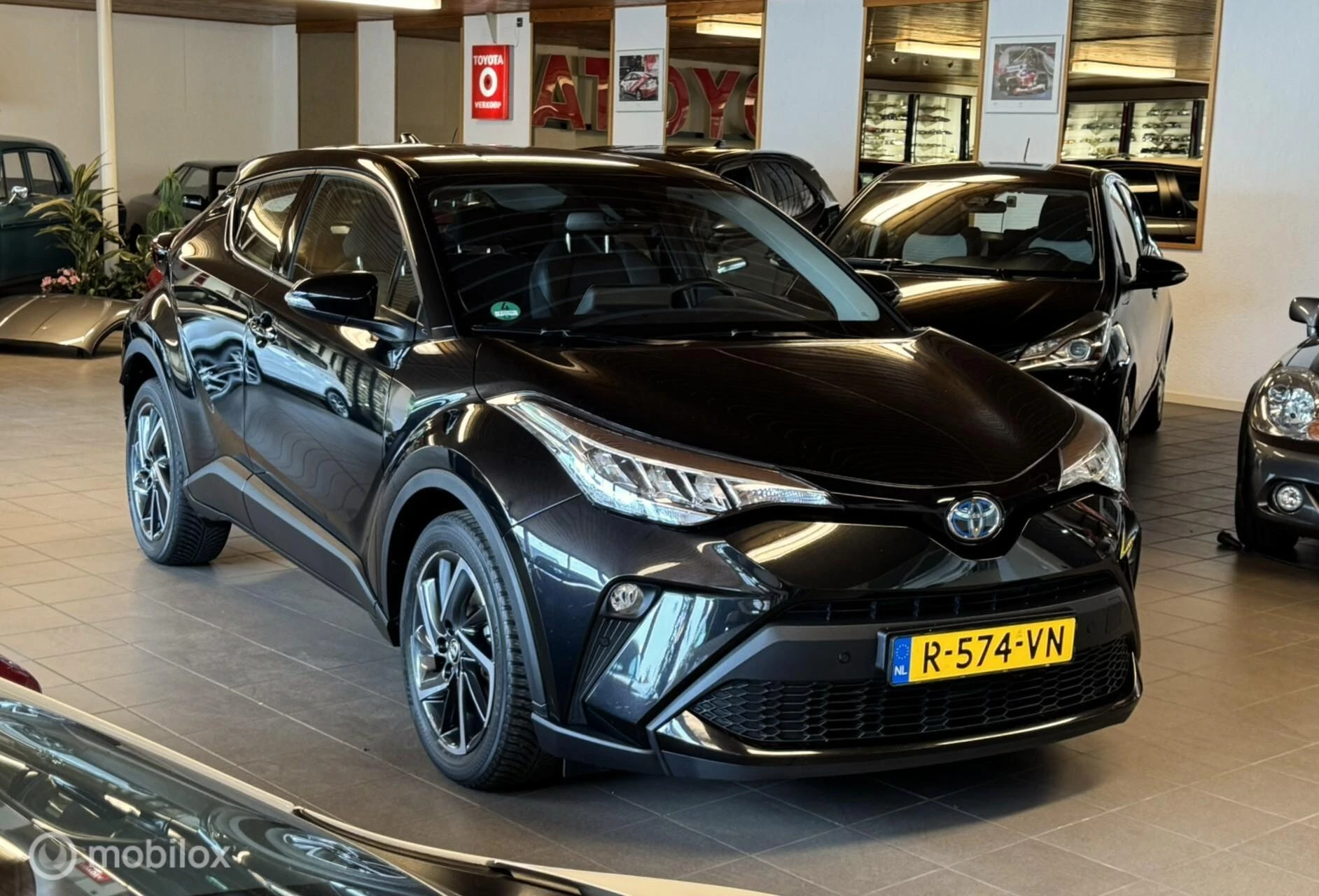 Hoofdafbeelding Toyota C-HR
