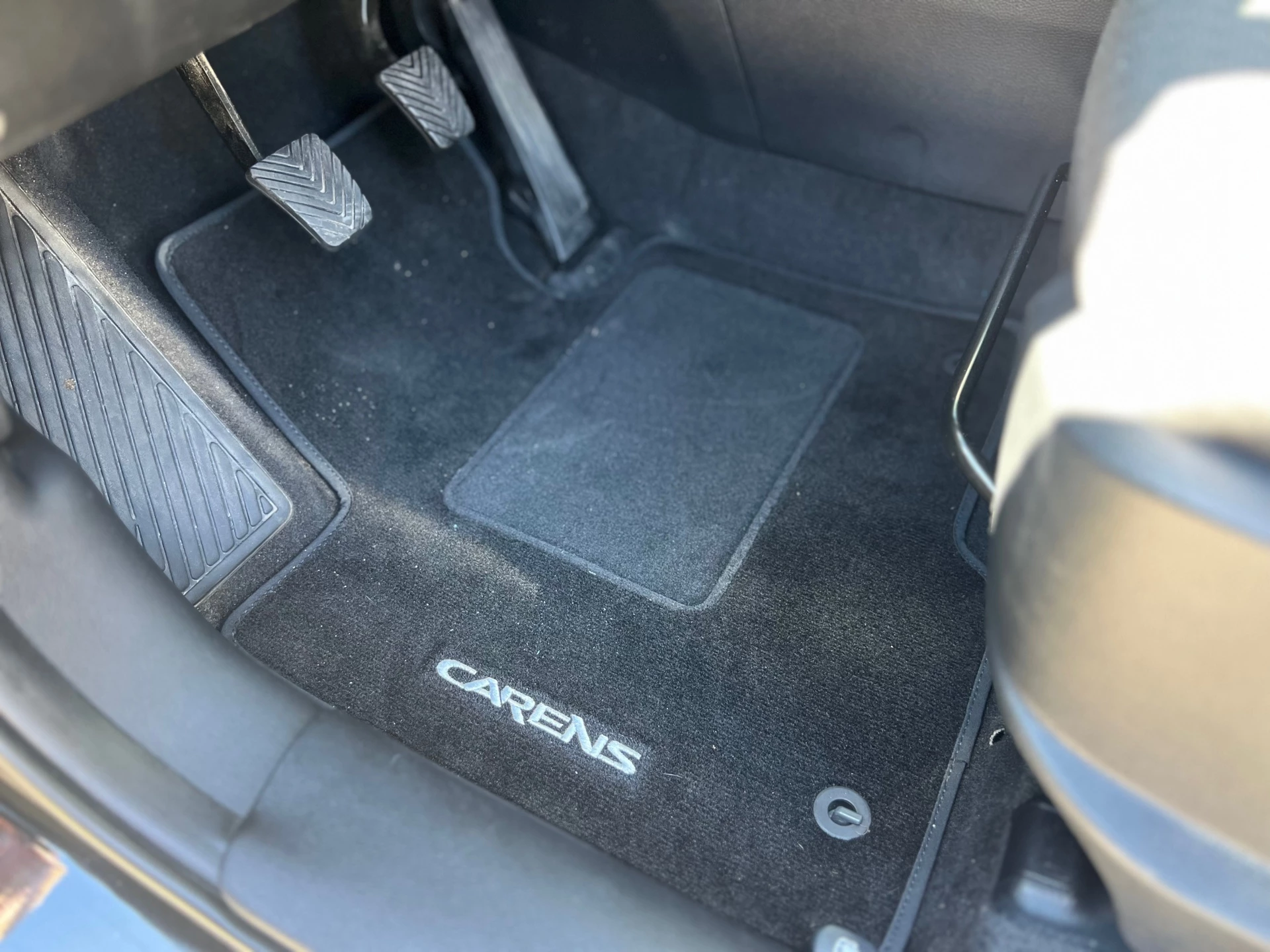 Hoofdafbeelding Kia Carens