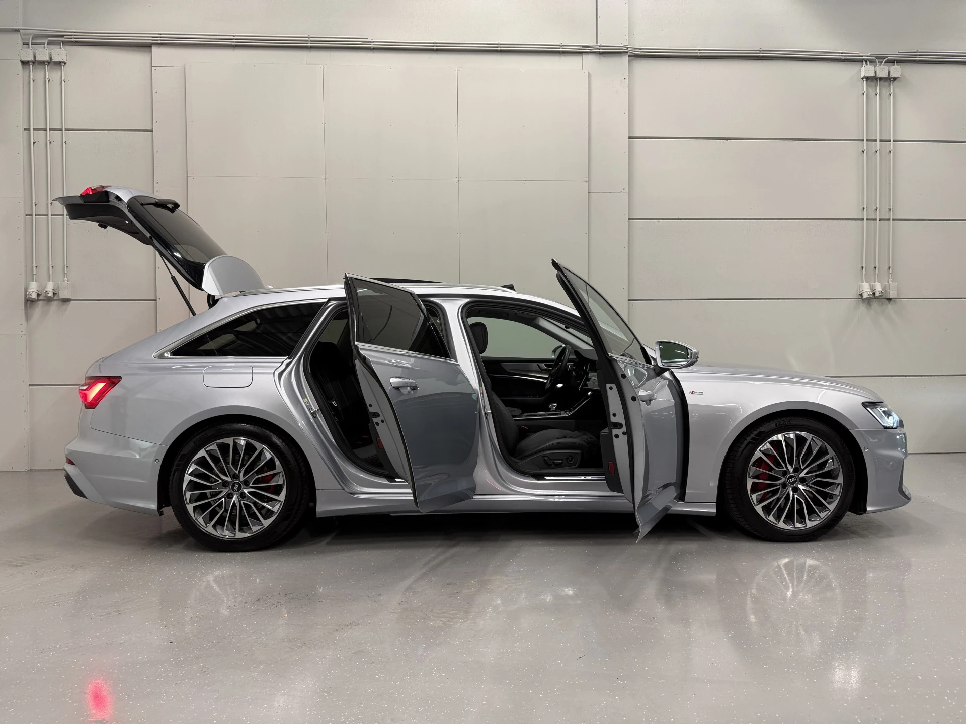 Hoofdafbeelding Audi A6