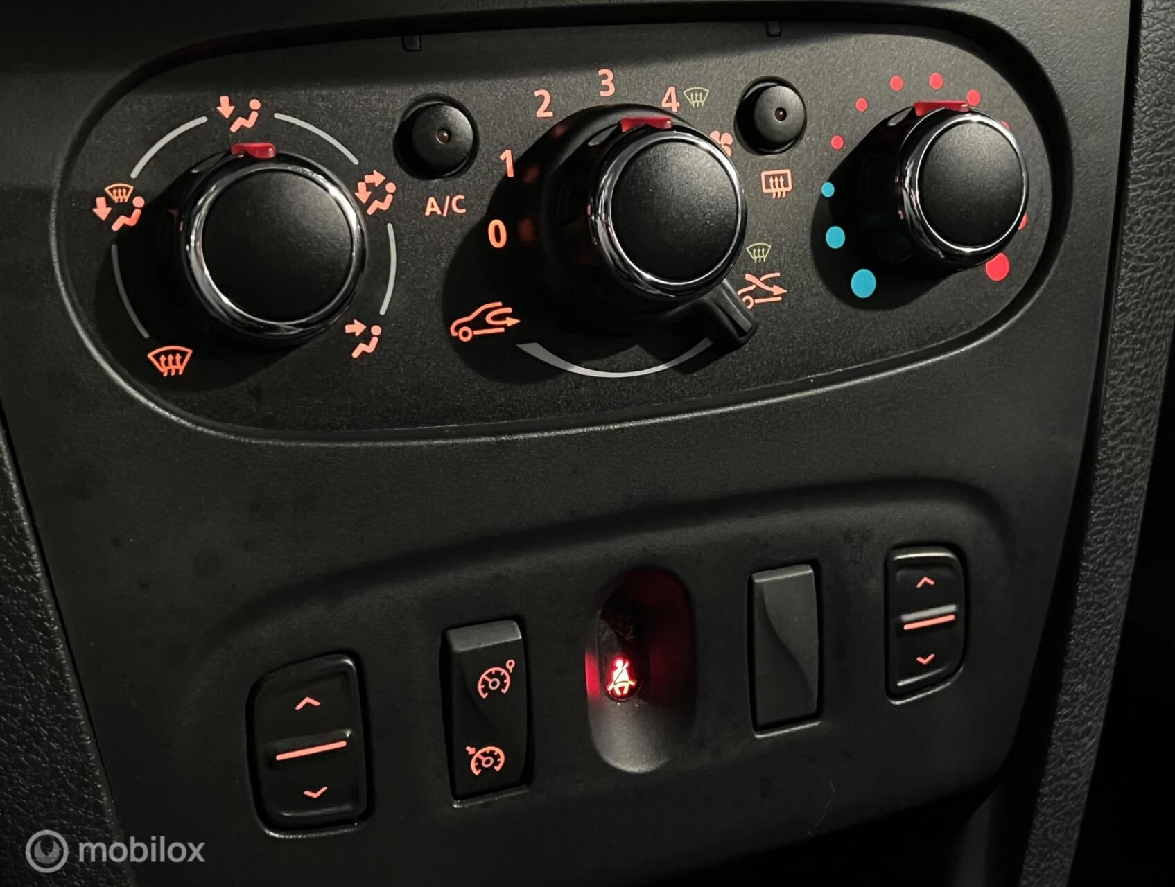 Hoofdafbeelding Dacia Logan