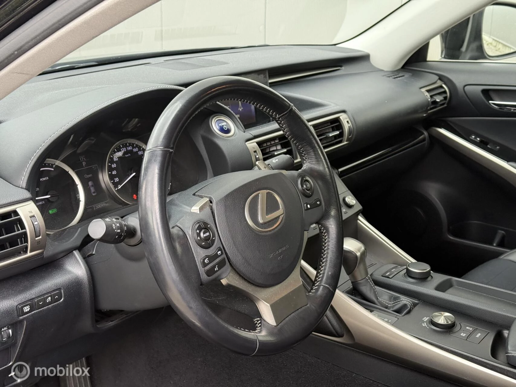 Hoofdafbeelding Lexus IS