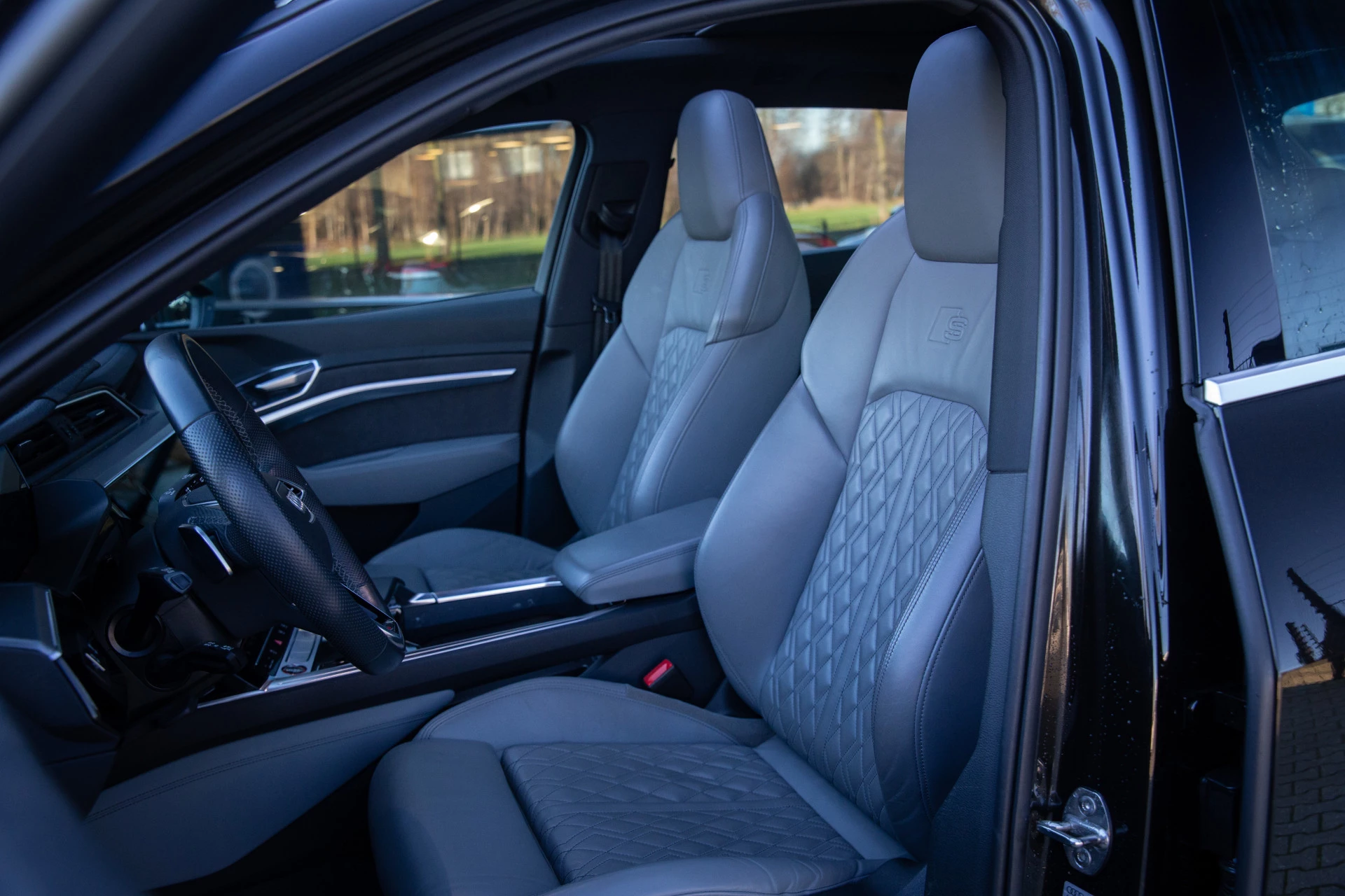 Hoofdafbeelding Audi e-tron