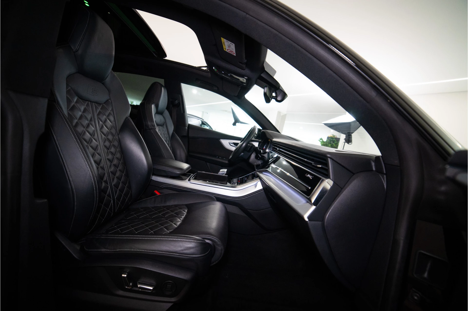 Hoofdafbeelding Audi Q8