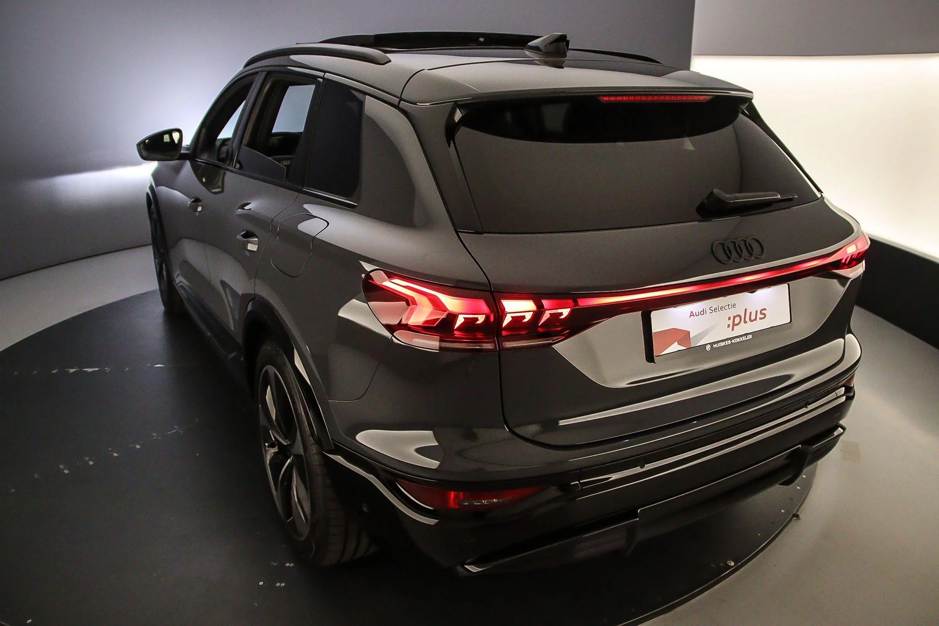 Hoofdafbeelding Audi Q6 e-tron