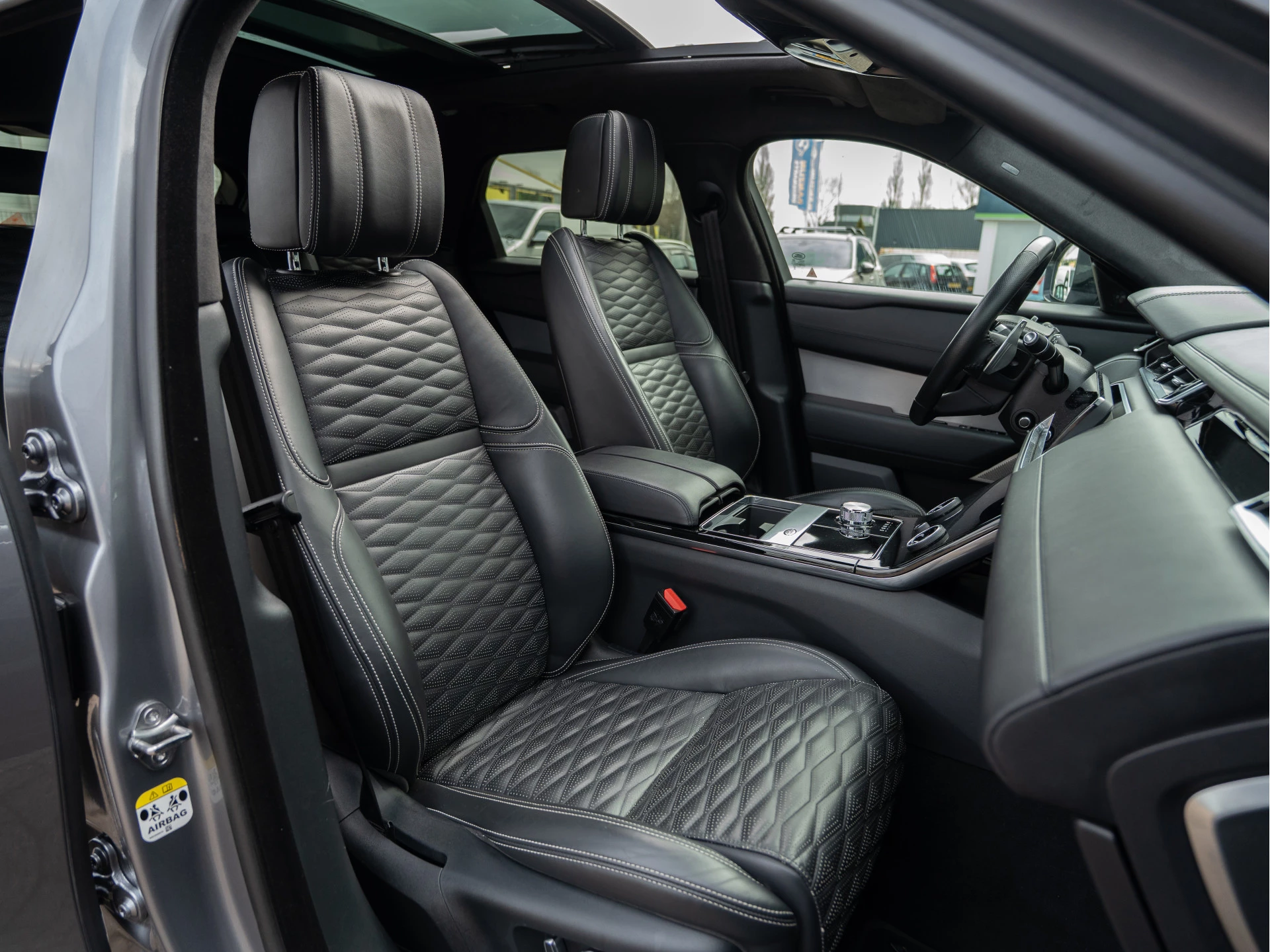 Hoofdafbeelding Land Rover Range Rover Velar