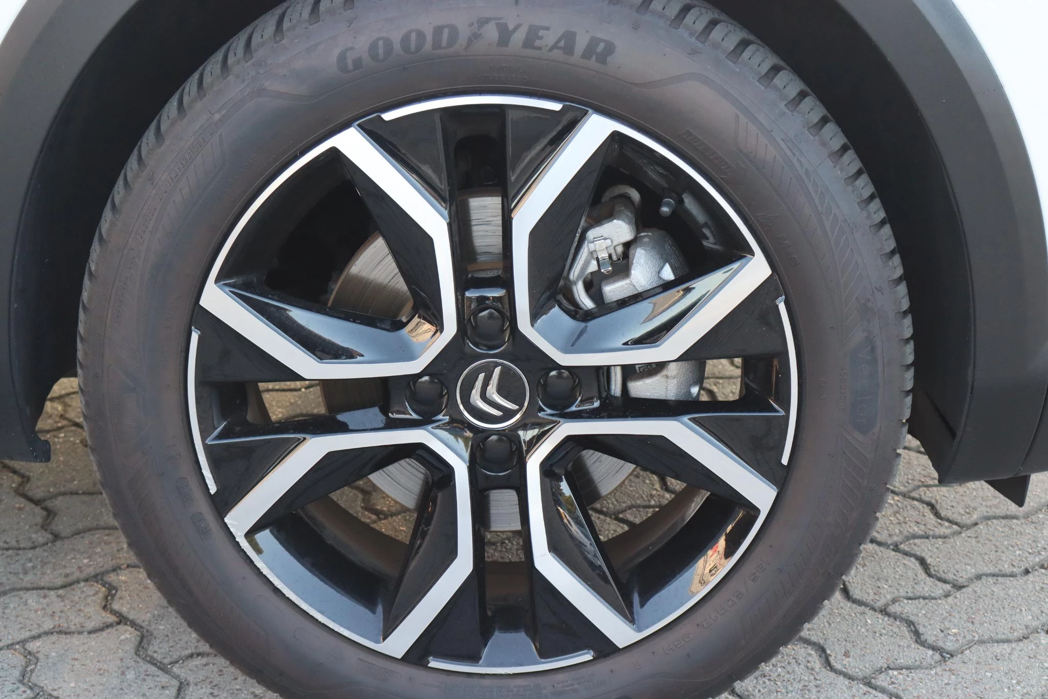 Hoofdafbeelding Citroën ë-C4