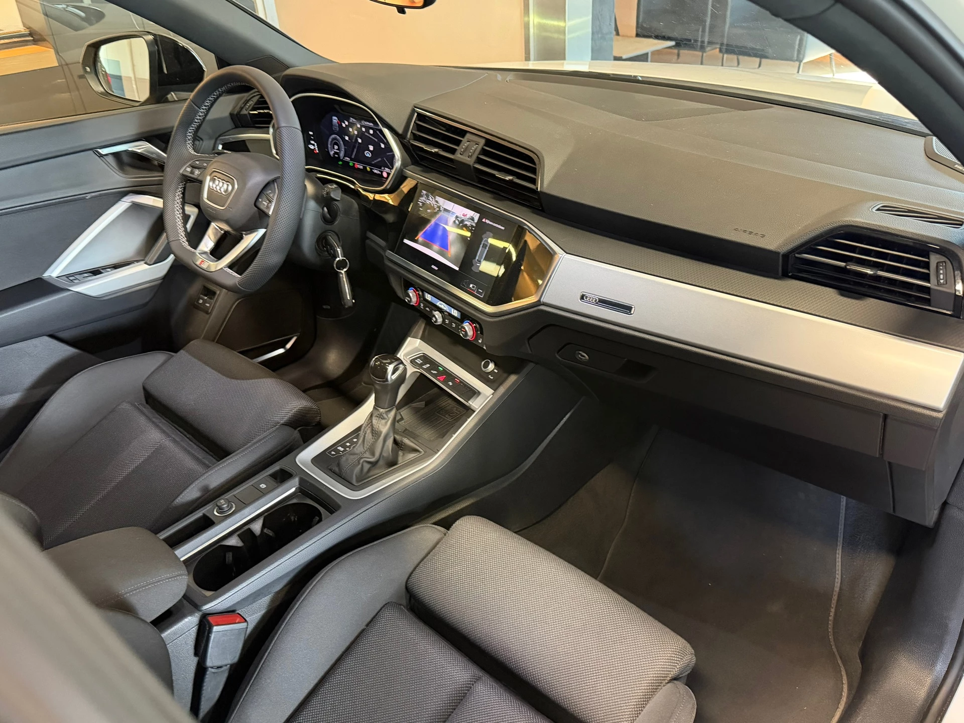 Hoofdafbeelding Audi Q3