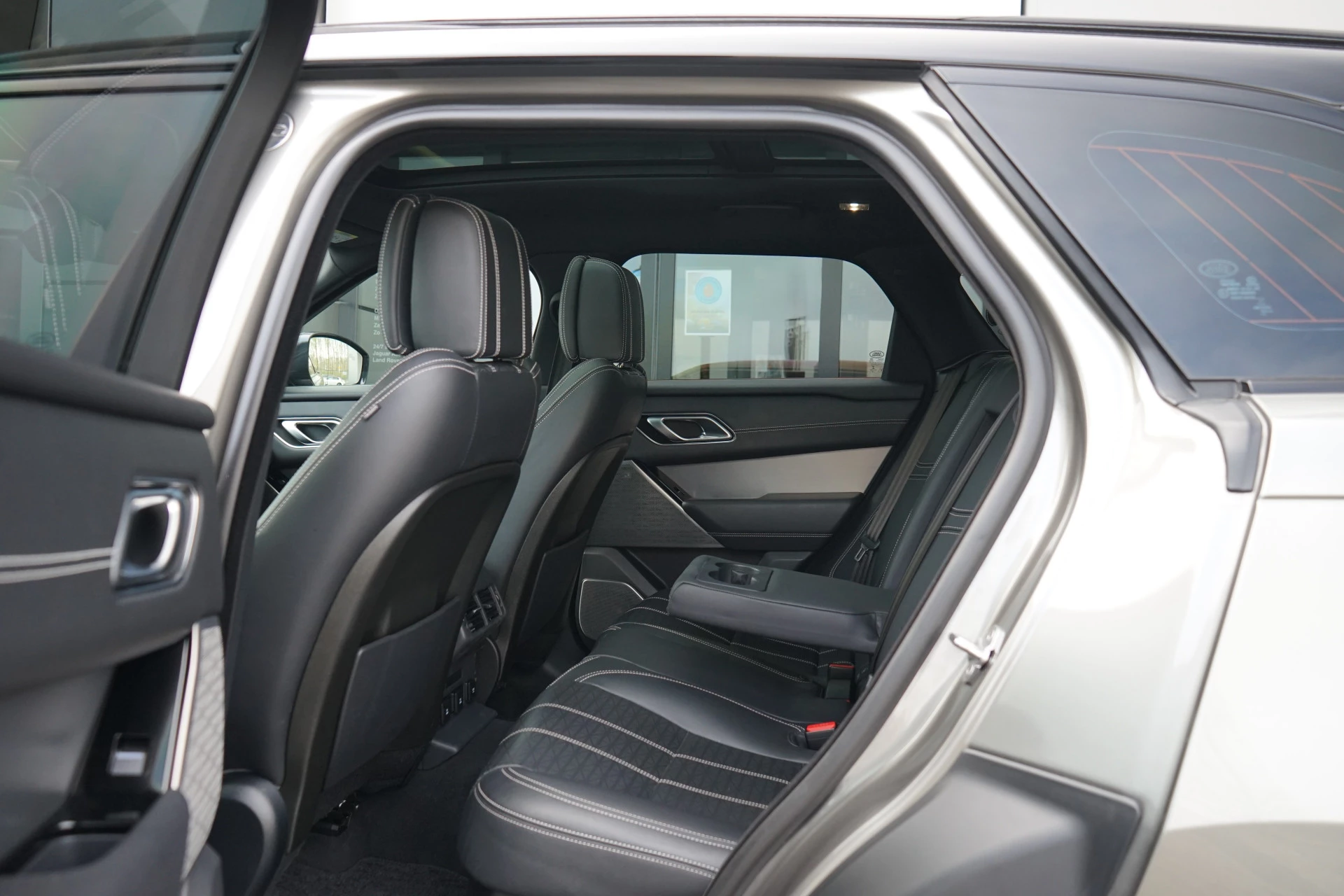 Hoofdafbeelding Land Rover Range Rover Velar