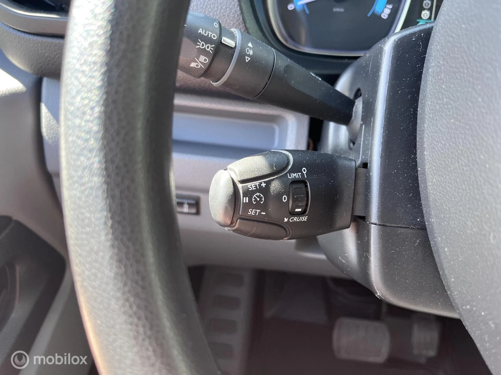 Hoofdafbeelding Peugeot e-Expert