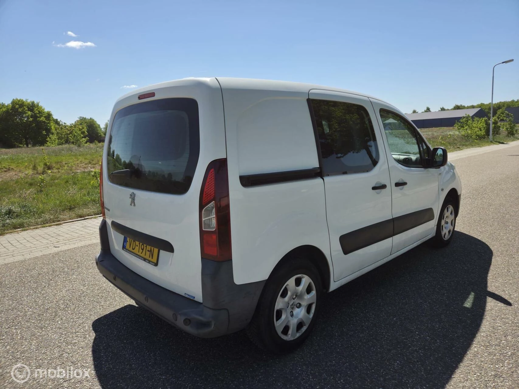 Hoofdafbeelding Peugeot Partner