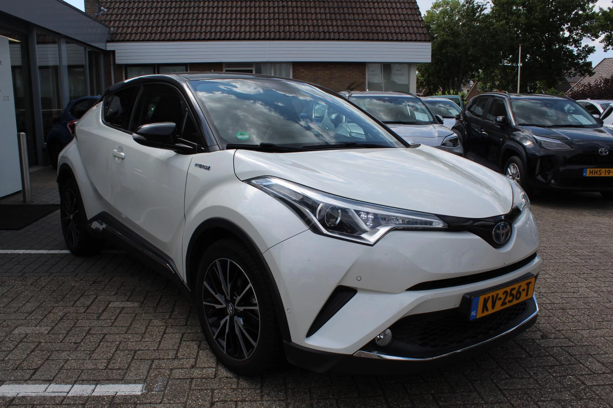 Hoofdafbeelding Toyota C-HR