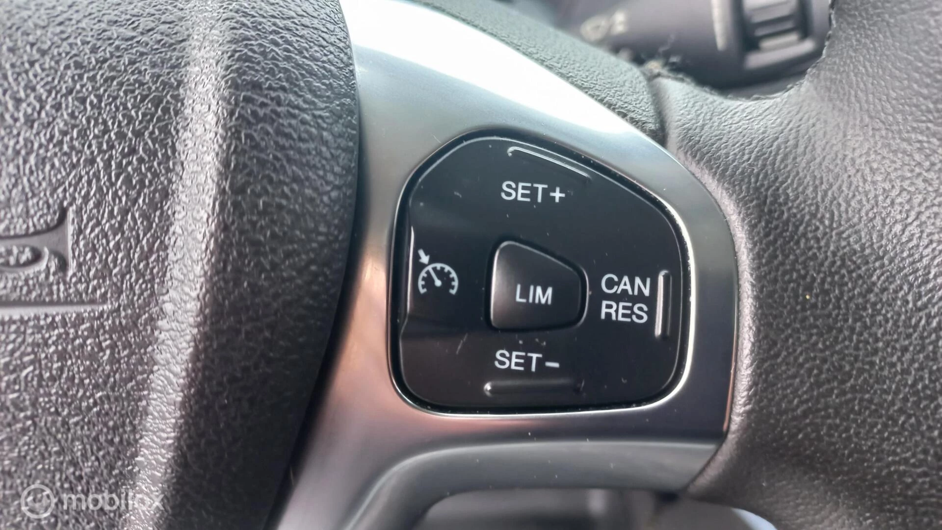 Hoofdafbeelding Ford Transit Courier