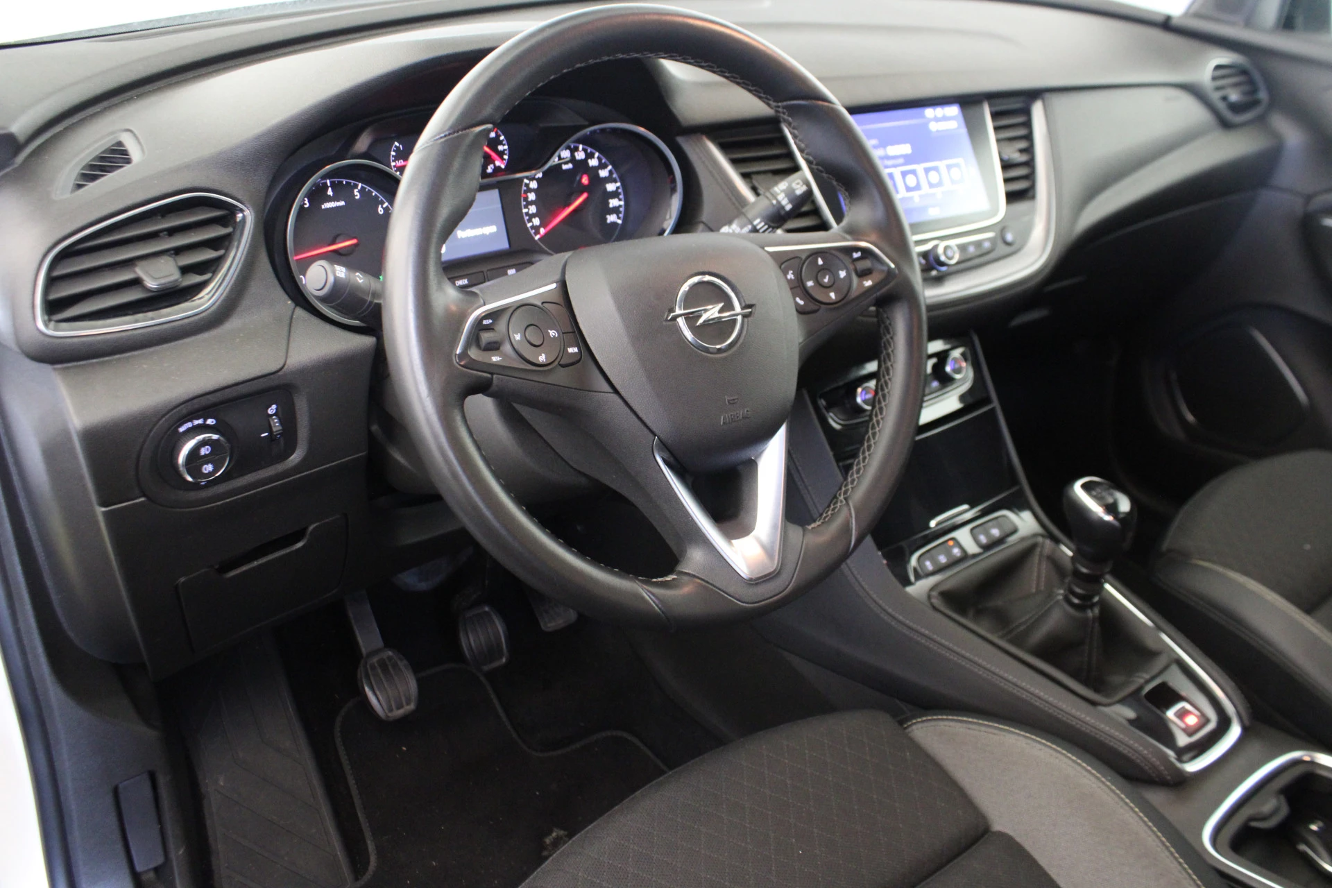 Hoofdafbeelding Opel Grandland X