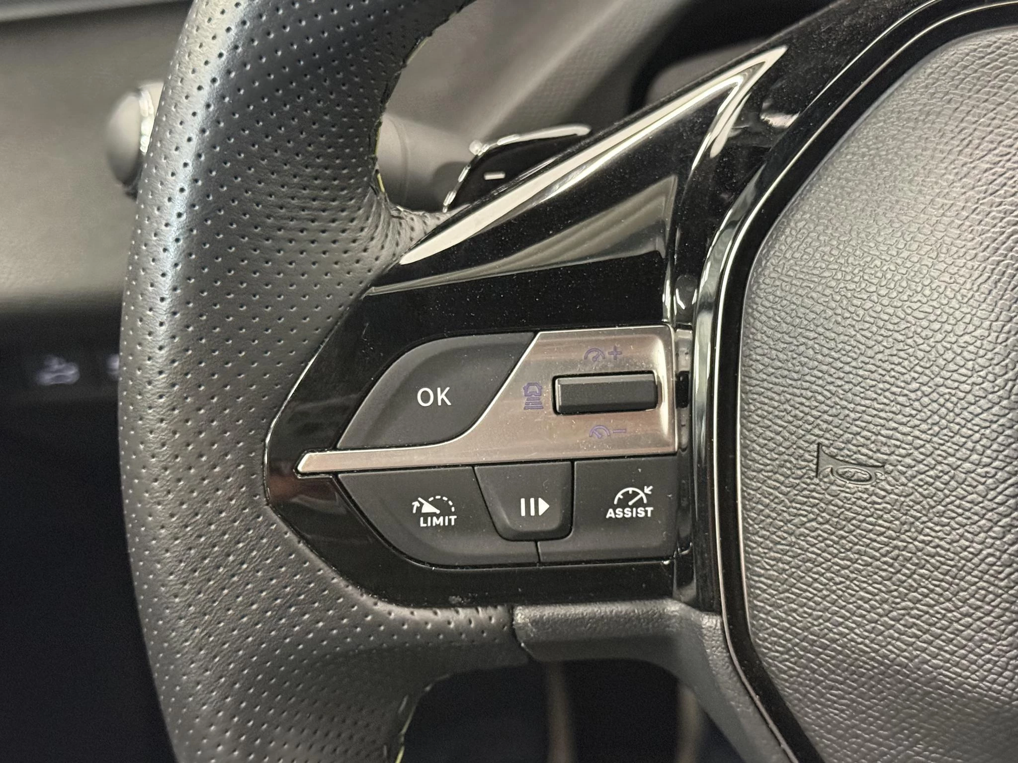 Hoofdafbeelding Peugeot 408