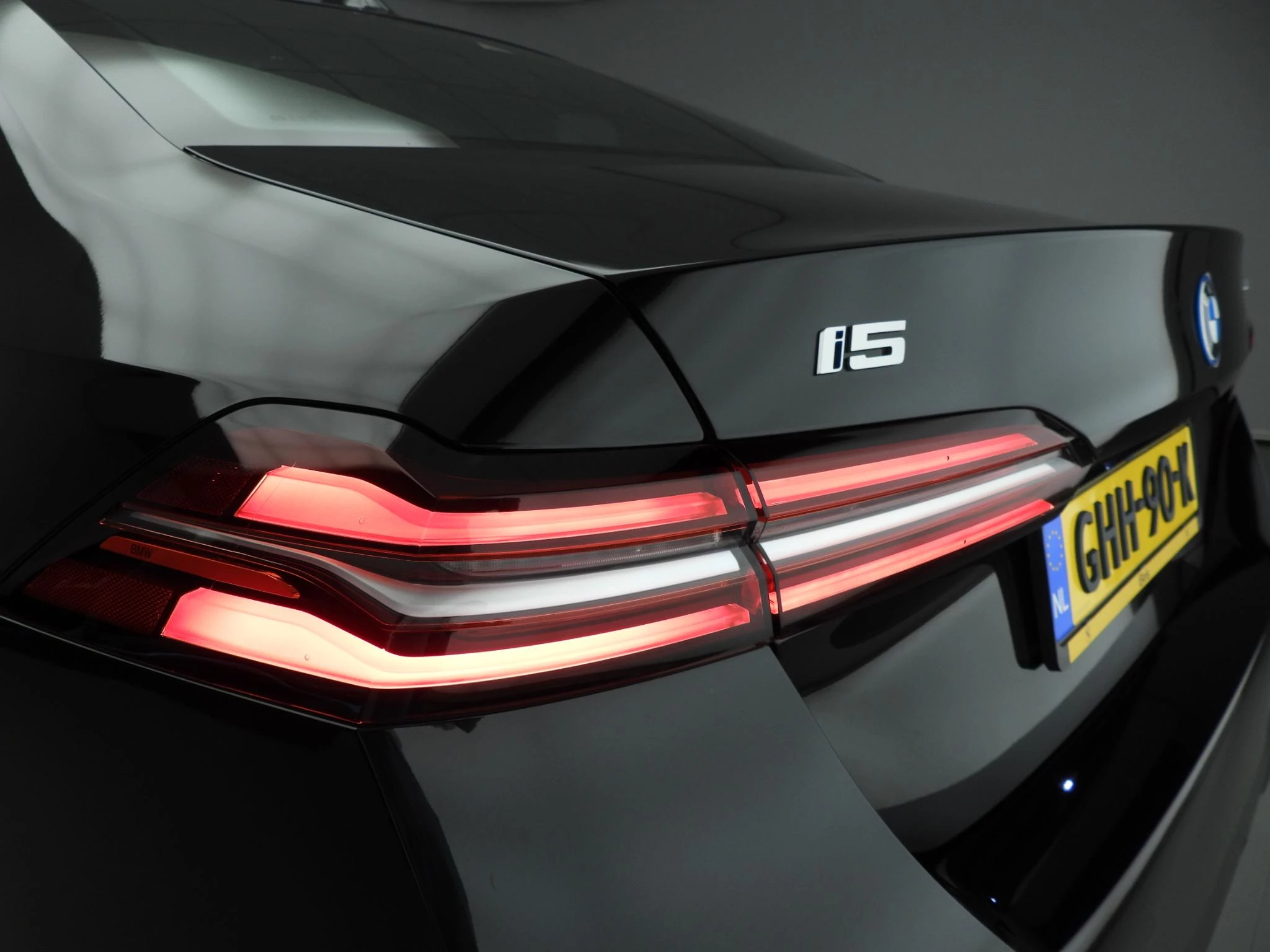 Hoofdafbeelding BMW i5