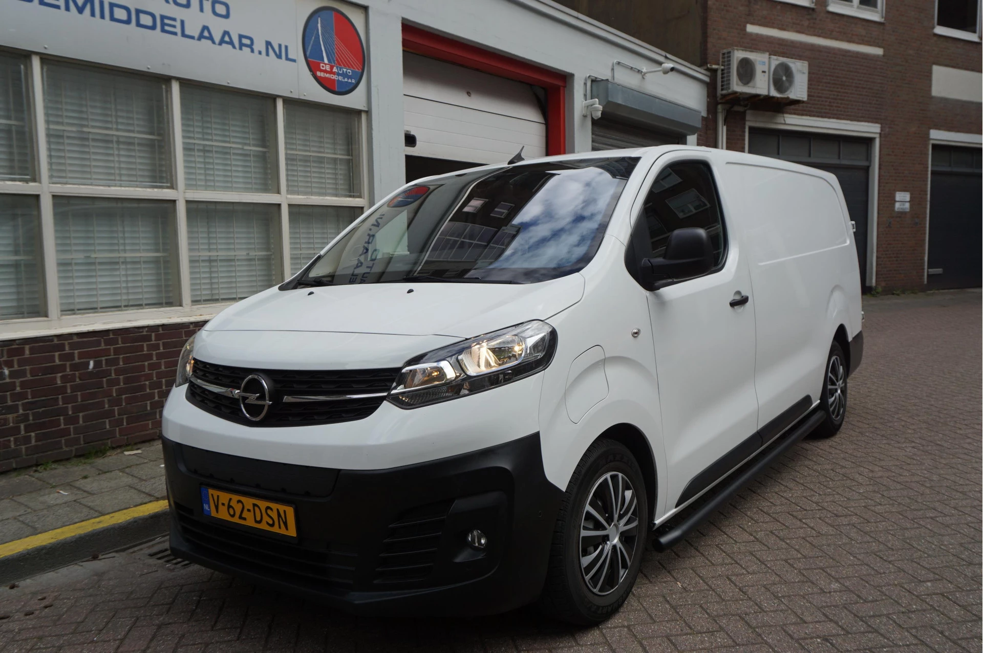 Hoofdafbeelding Opel Vivaro-e