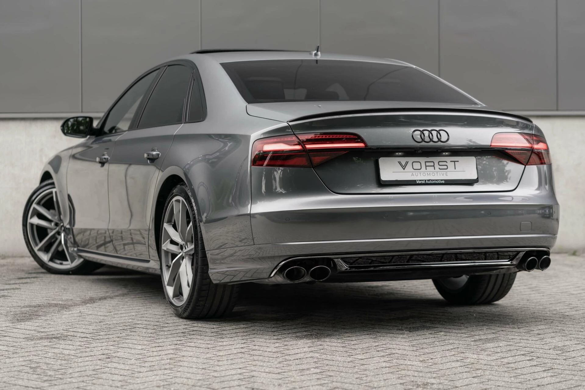 Hoofdafbeelding Audi S8