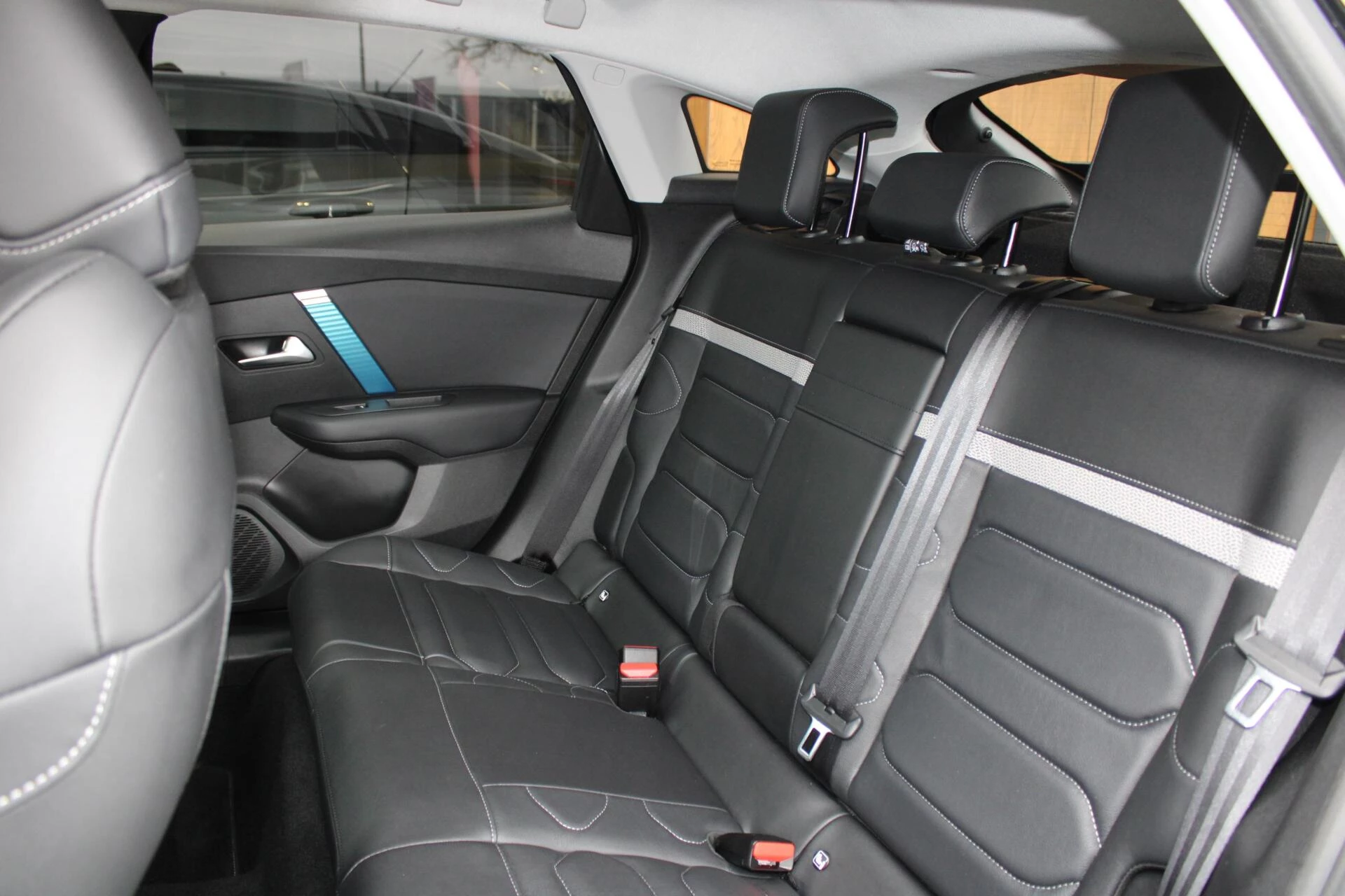 Hoofdafbeelding Citroën ë-C4