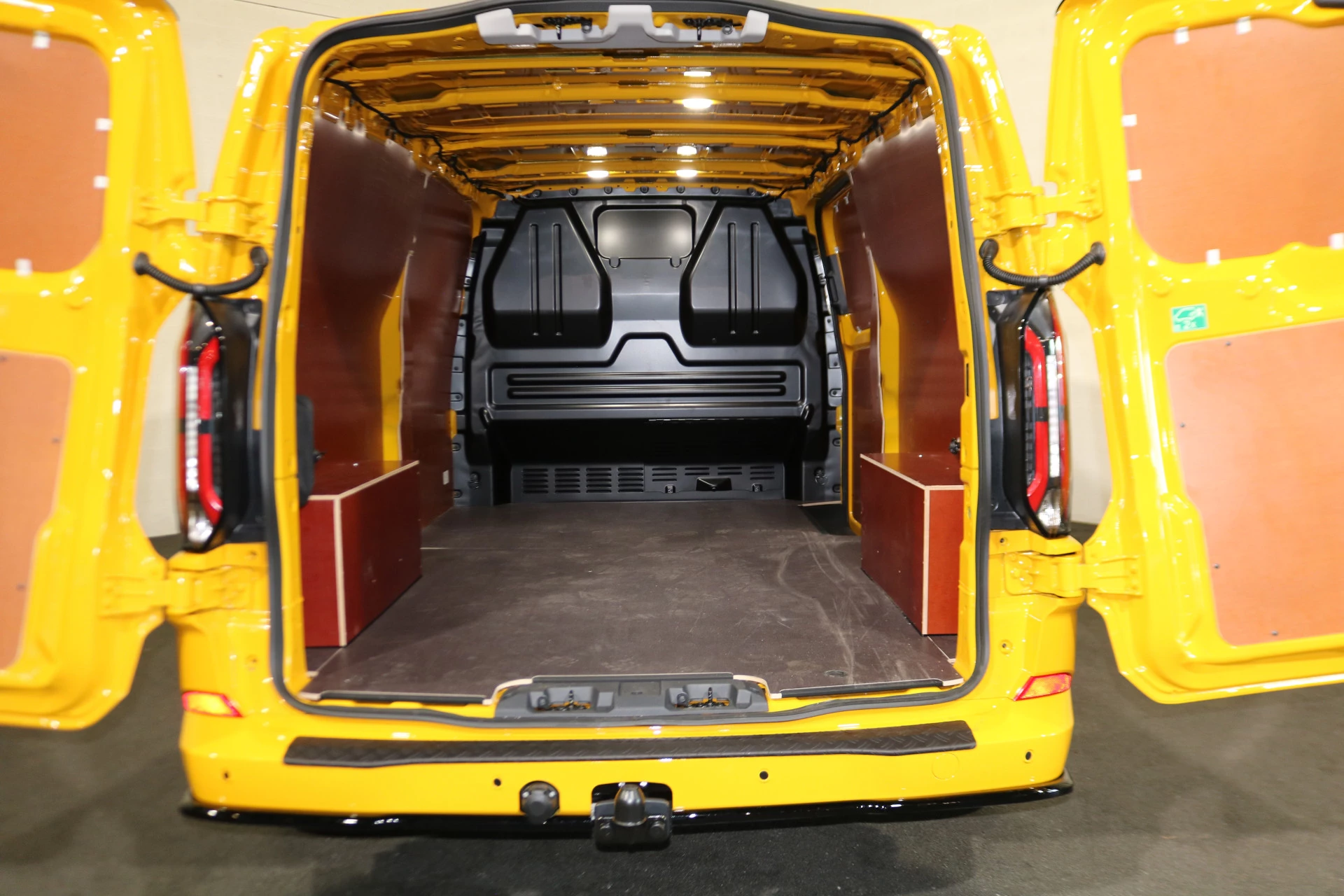 Hoofdafbeelding Ford E-Transit