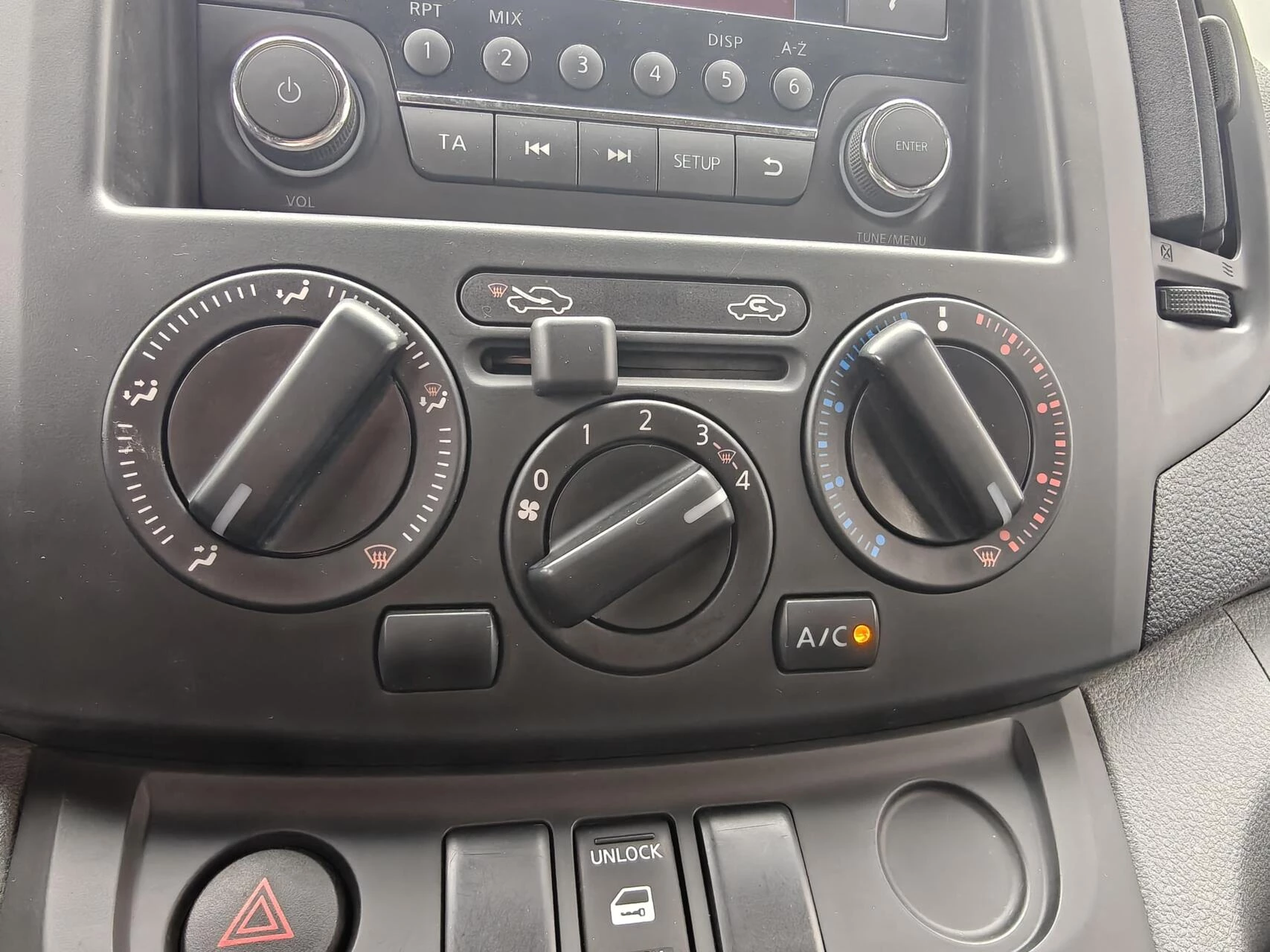 Hoofdafbeelding Nissan NV200