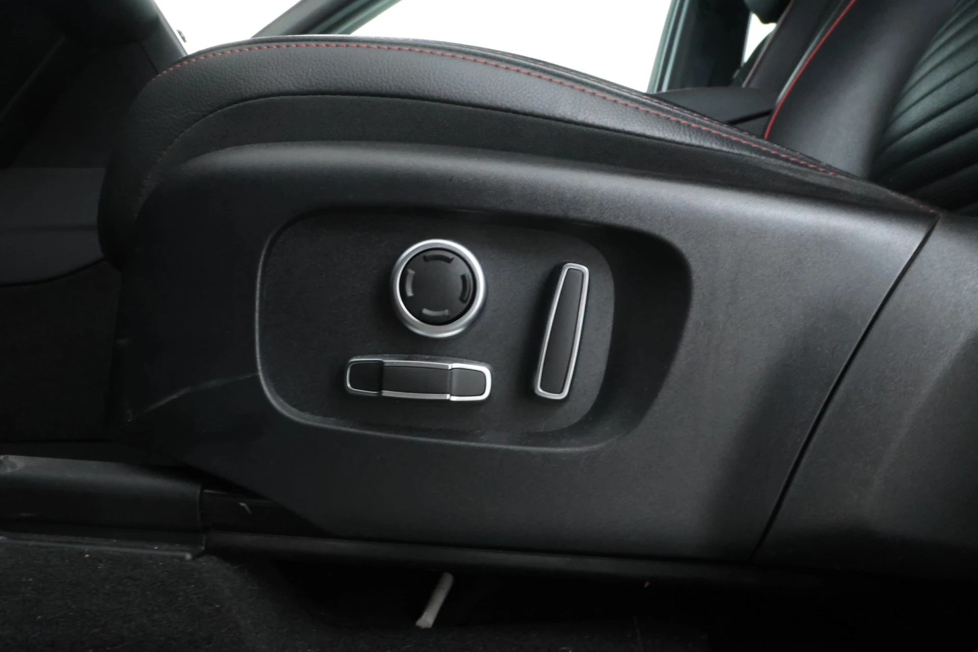 Hoofdafbeelding Land Rover Discovery Sport