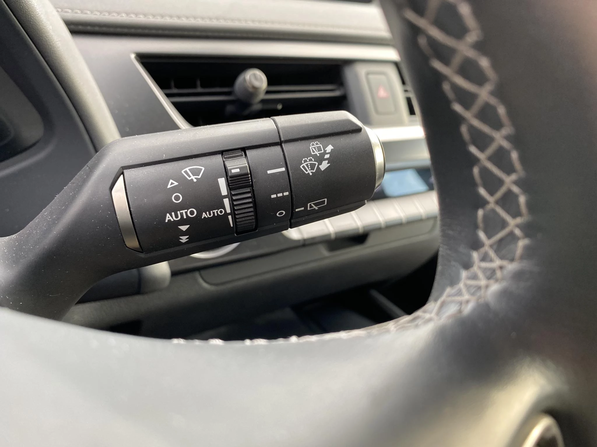 Hoofdafbeelding Lexus UX