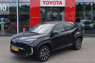 Toyota Yaris Cross 1.5 HYBRID STYLE APPLE/ANDROID PANODAK EL-ACHTERKLEP KEYLESS NAVI STUUR/STOEL VERWARM. HEAD-UP