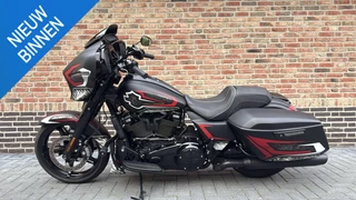 Harley Davidson 117 FLHX Street Glide Special Paint