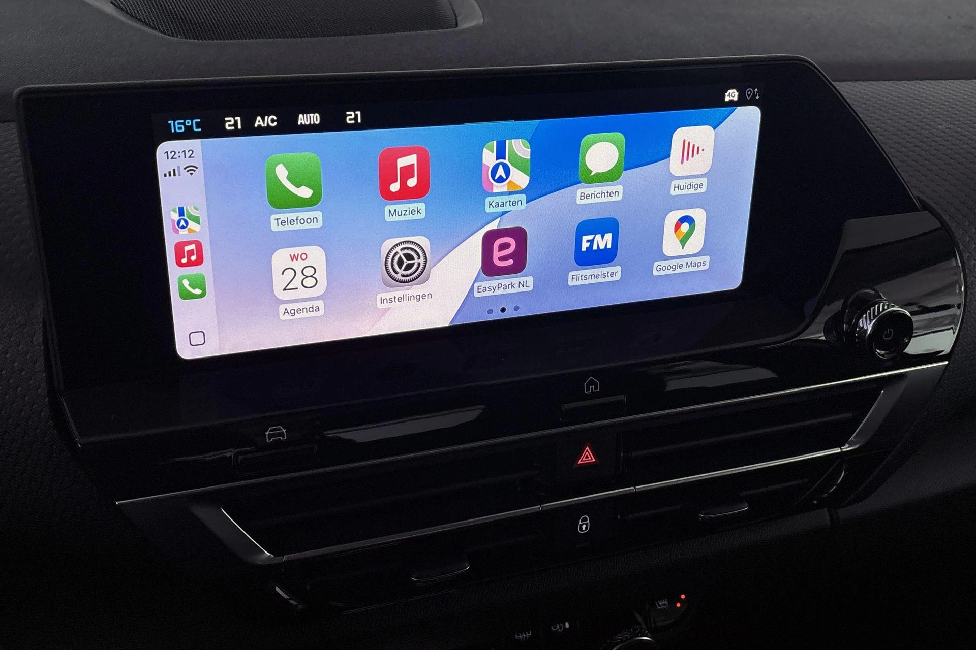 Hoofdafbeelding Citroën ë-C4 X