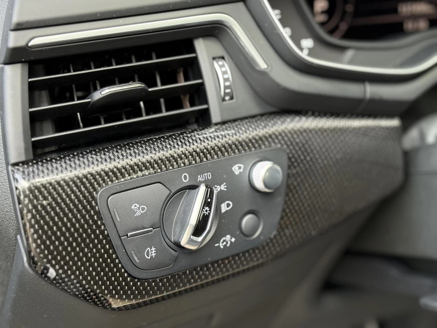 Hoofdafbeelding Audi S4