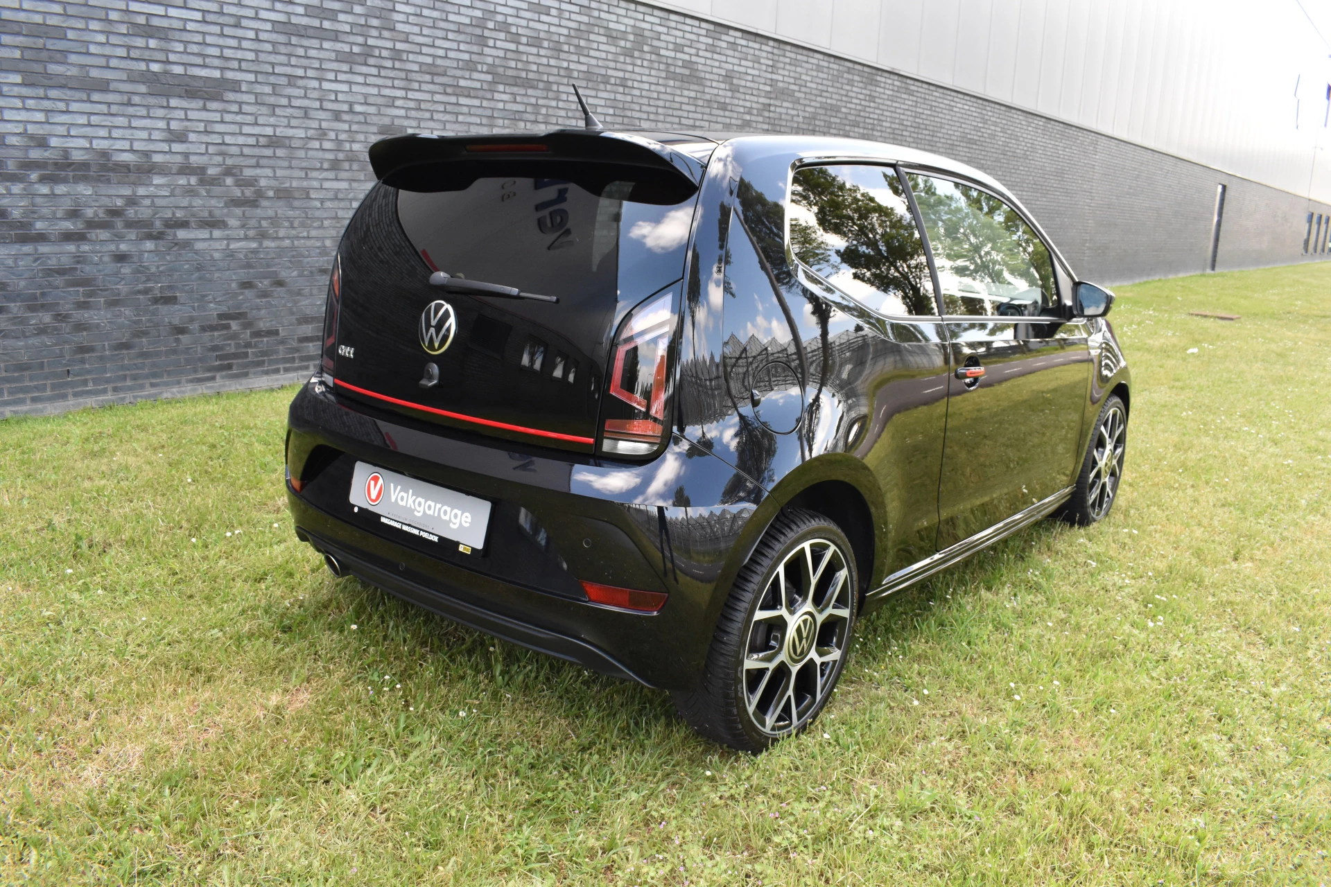 Hoofdafbeelding Volkswagen up!