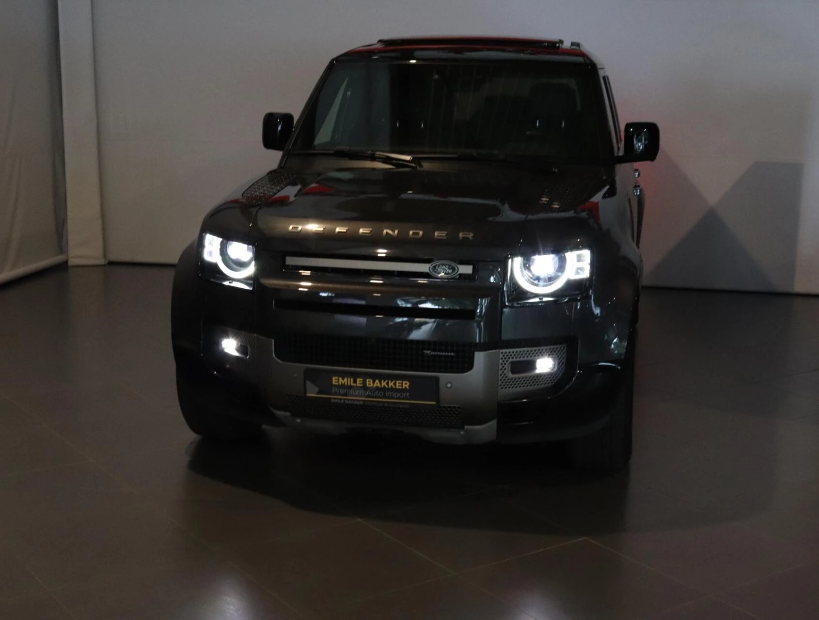 Hoofdafbeelding Land Rover Defender