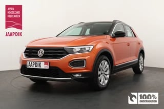 Hoofdafbeelding Volkswagen T-Roc Volkswagen T-Roc bwj 2019 | 1.0 TSI 116pk Style | AIRCO | NAVI | CRUISE | LMV | PDC |