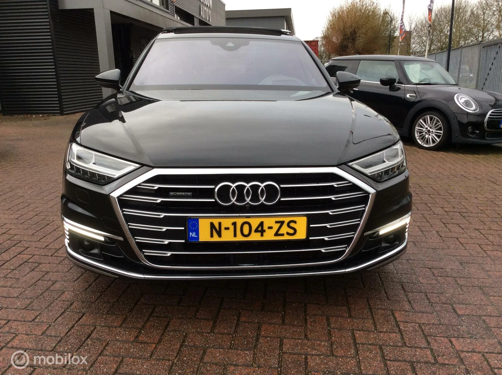 Hoofdafbeelding Audi A8