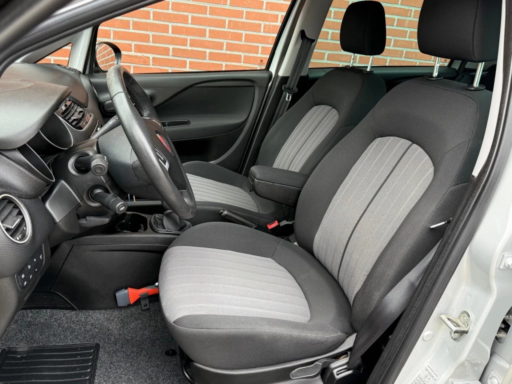 Hoofdafbeelding Fiat Punto