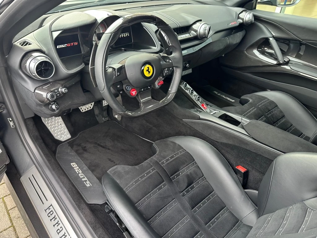 Hoofdafbeelding Ferrari 812